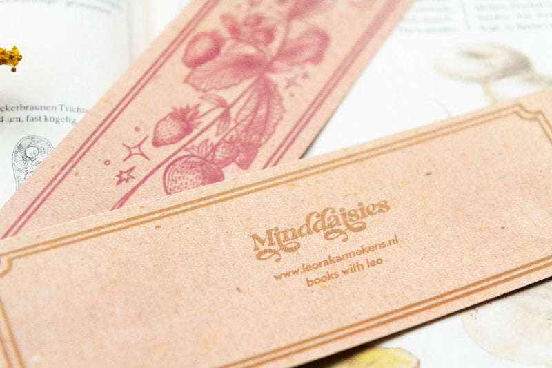 Feifeitech™ Botanical Illustration Bookmark