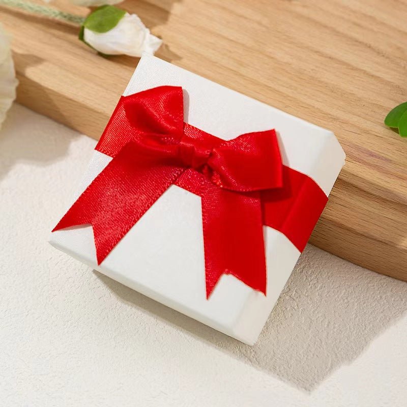 EmmaScribe White bow gift box - EmmaScribe
